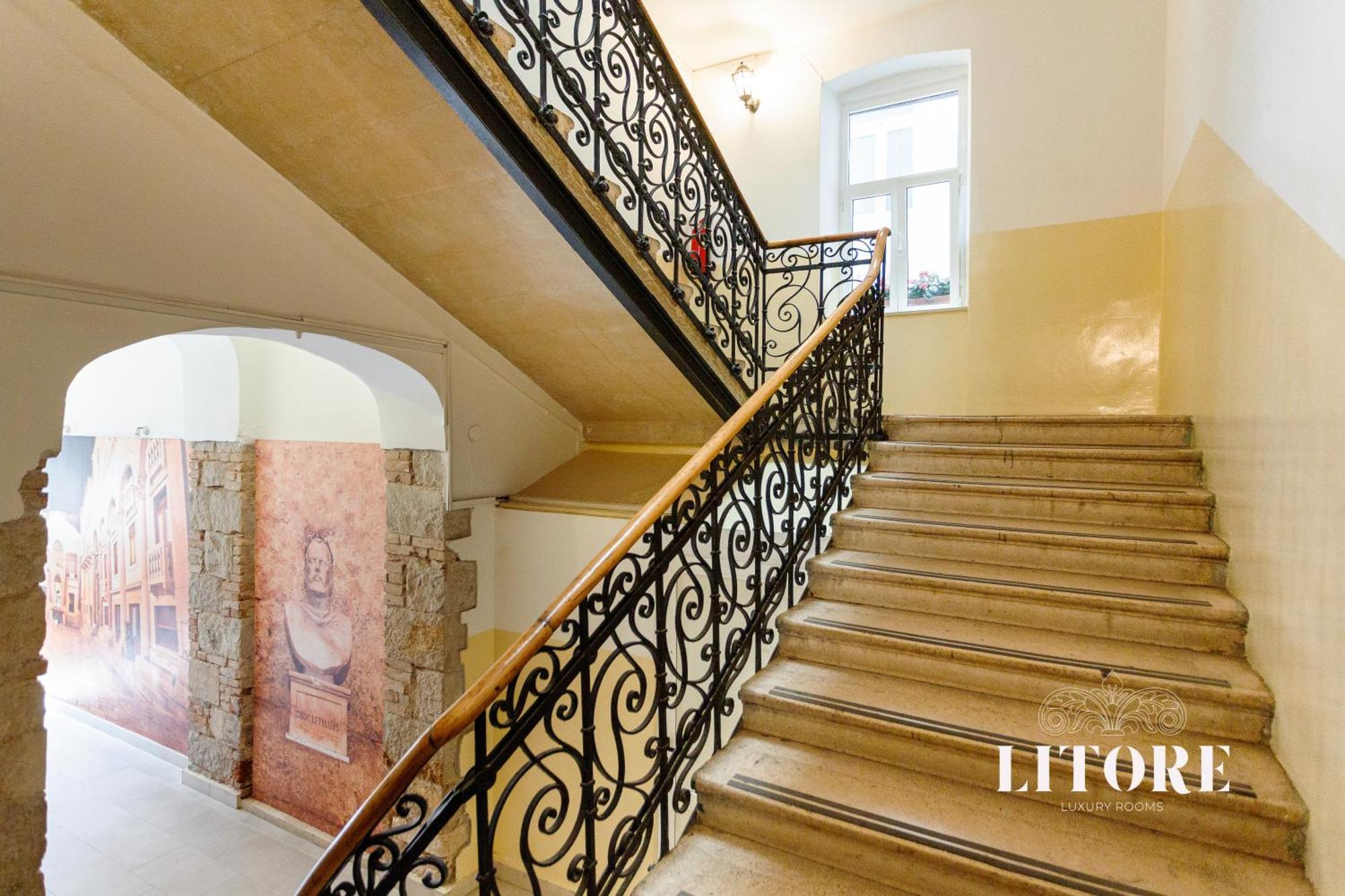 Litore Luxury Rooms Maestral Spalato Esterno foto